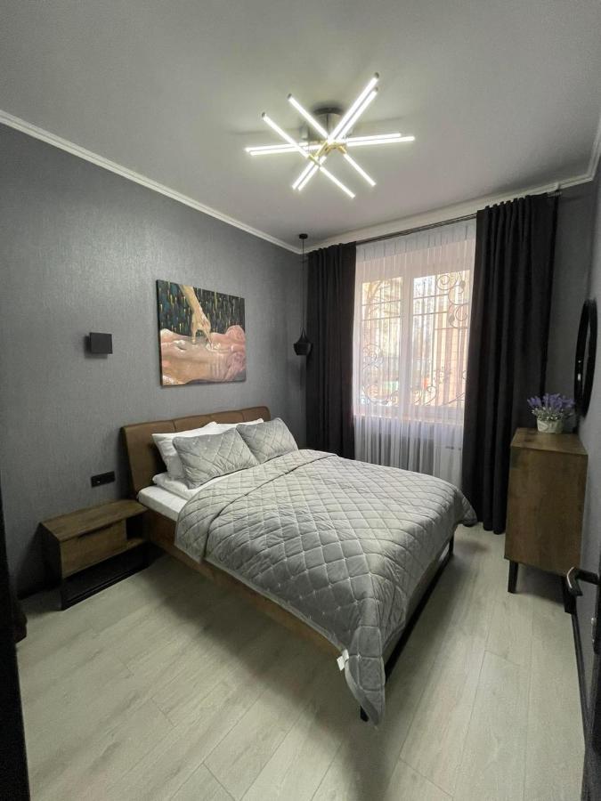 Ferienwohnung Vel Люкс Czernowitz Exterior foto