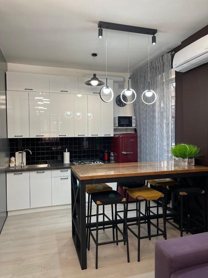 Ferienwohnung Vel Люкс Czernowitz Exterior foto